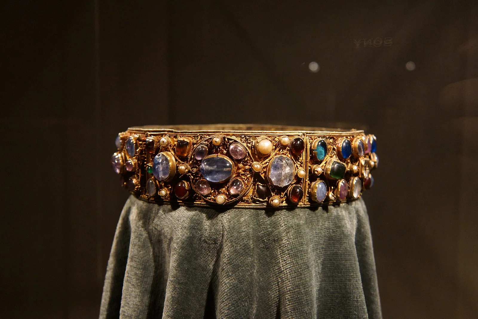 Crowns and regalia in the Treasury of the Munich Residenz